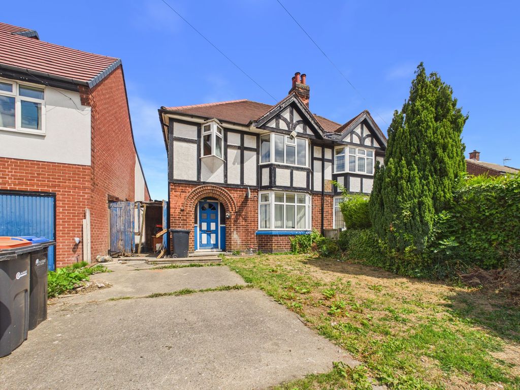 Property photo 1 of 12 Front