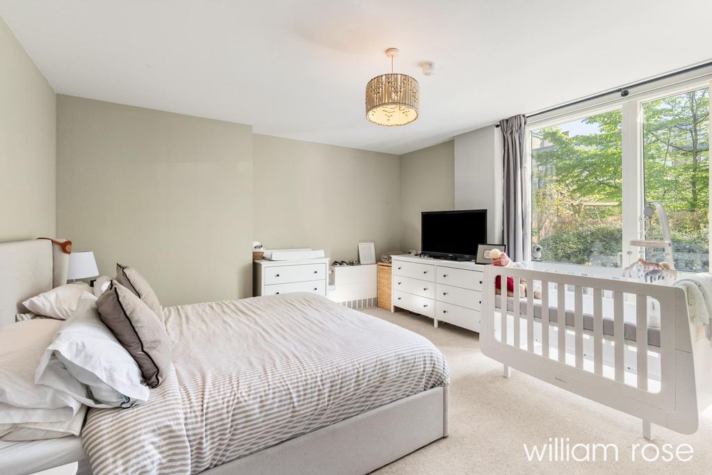 Property photo 3 of 18 Altiuscourt_1.Jpg