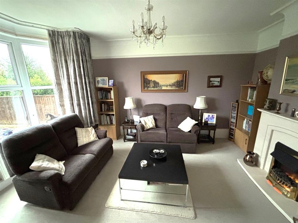 Property photo 2 of 26 4294 Loungeoverall.Jpeg