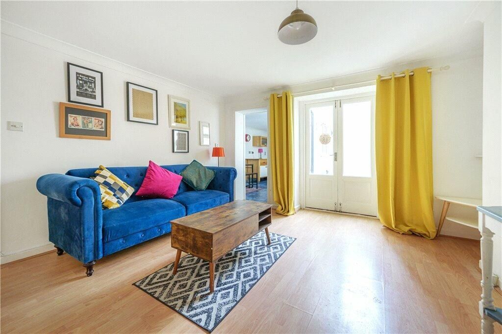 Property photo 2 of 17 6099653