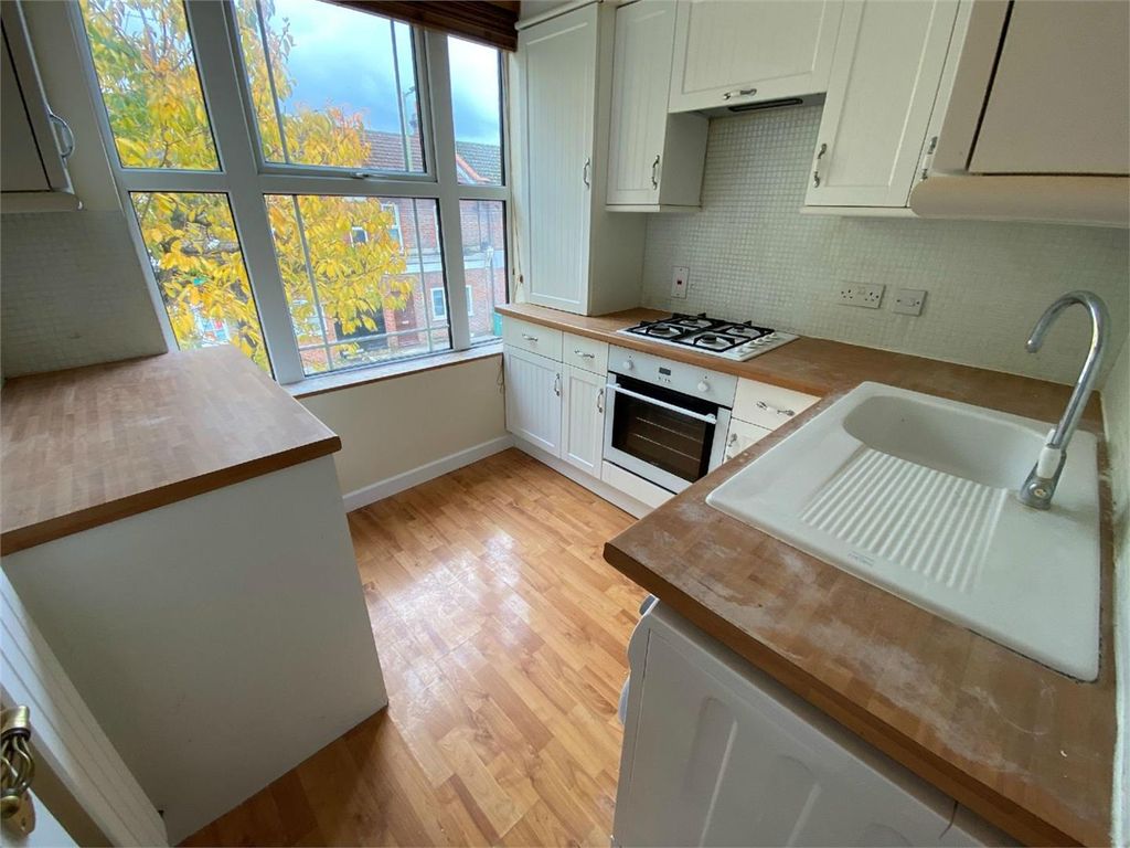 Property photo 1 of 4