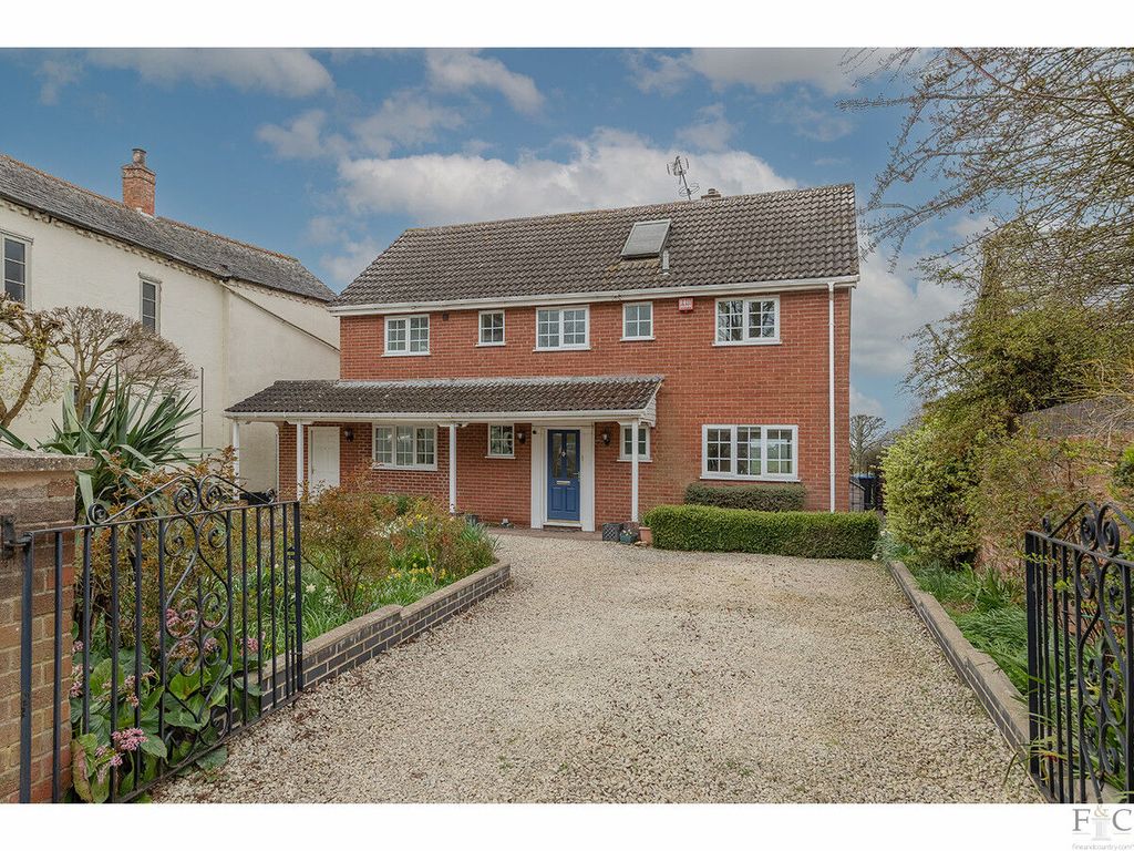 Property photo 1 of 35