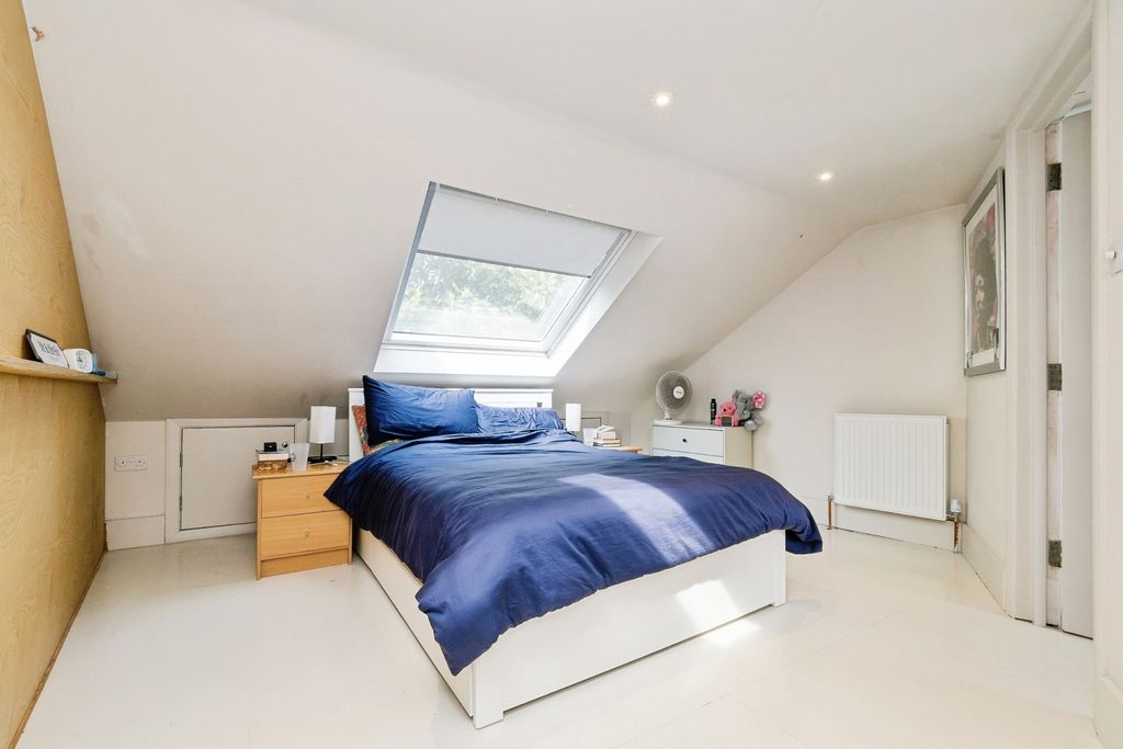 Property photo 3 of 23 Pbox-Img.Jpg