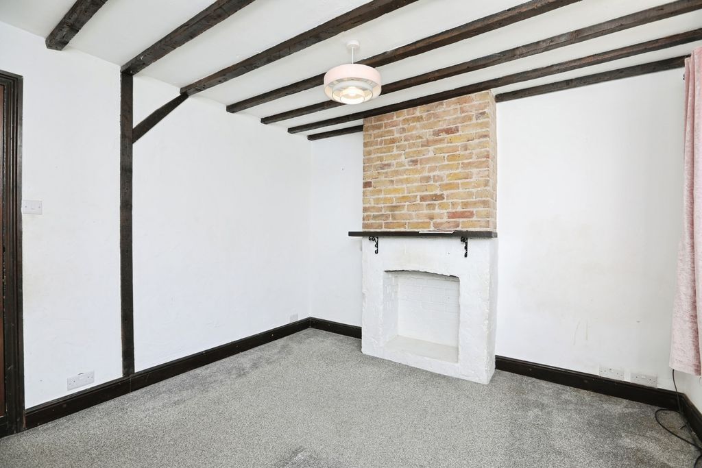Property photo 3 of 24 Pbox-Img.Jpg