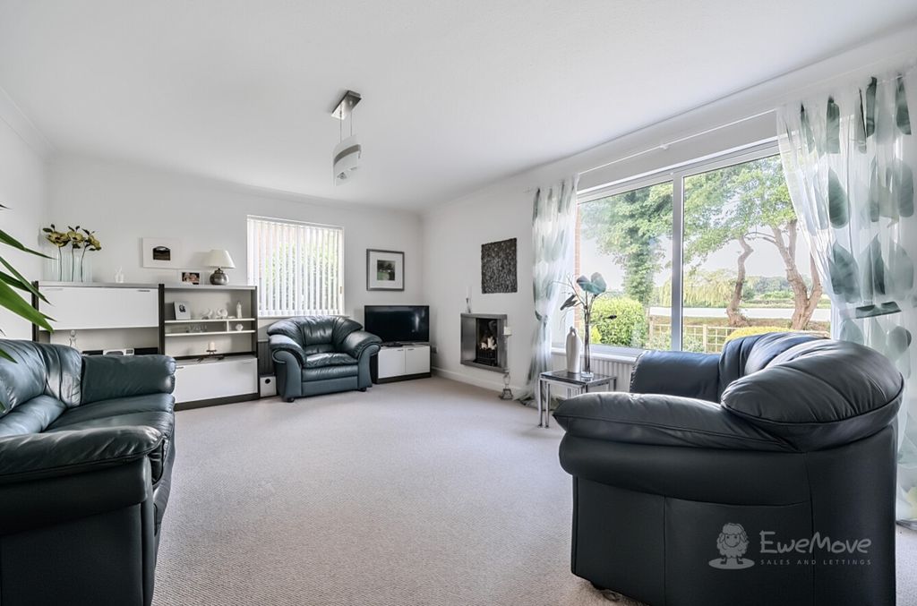 Property photo 3 of 17 2