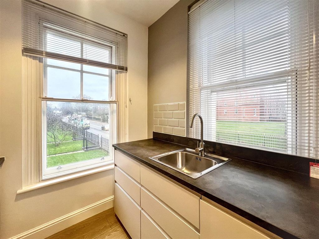 Property photo 3 of 10 Img_0896.Jpg