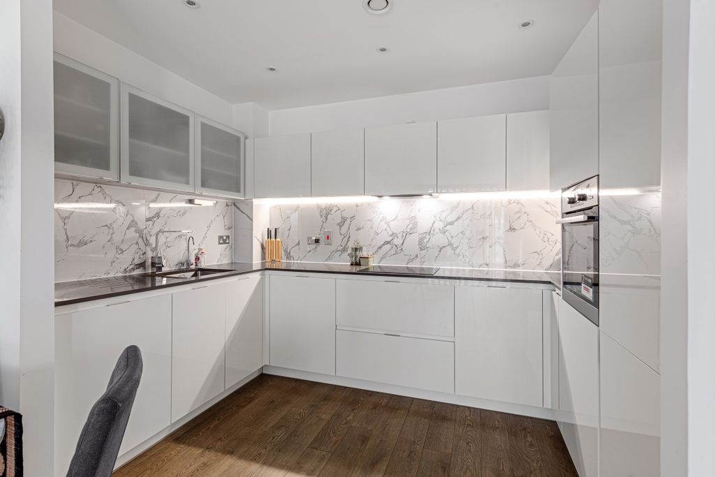 Property photo 2 of 16 094A6059