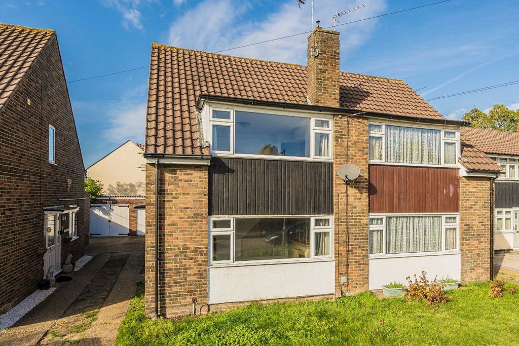 Property photo 1 of 6