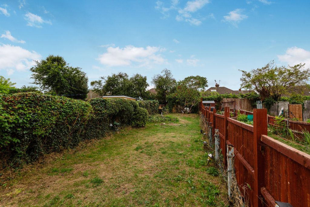 Property photo 2 of 18 Rear Garden