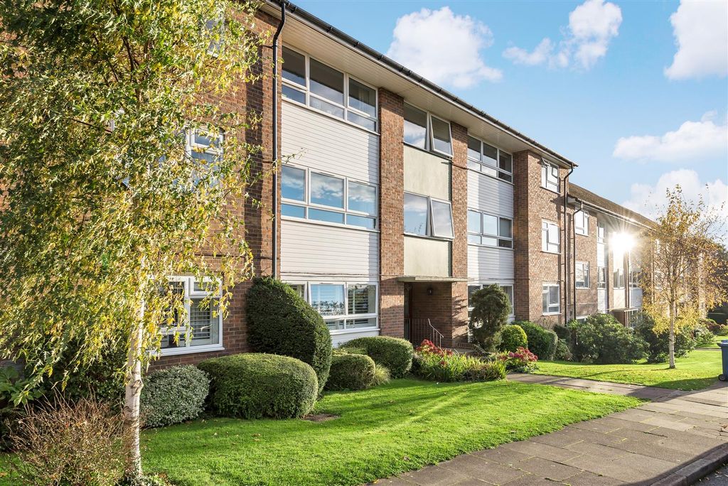 Property photo 1 of 12 14 Leigh Court - External 2.Jpg