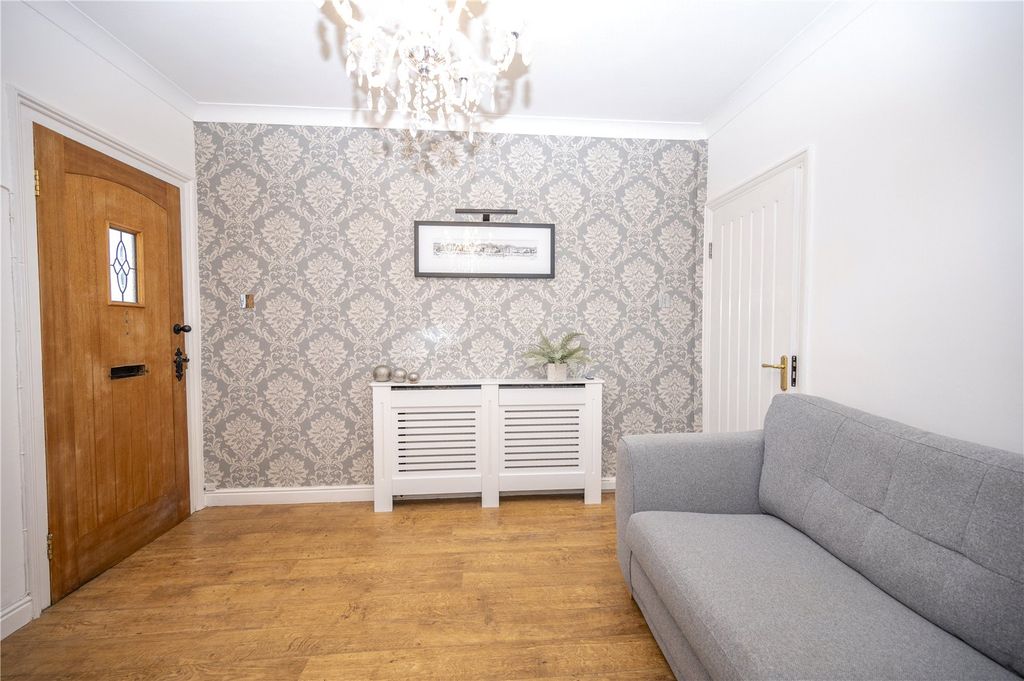 Property photo 3 of 20 Picture No. 17