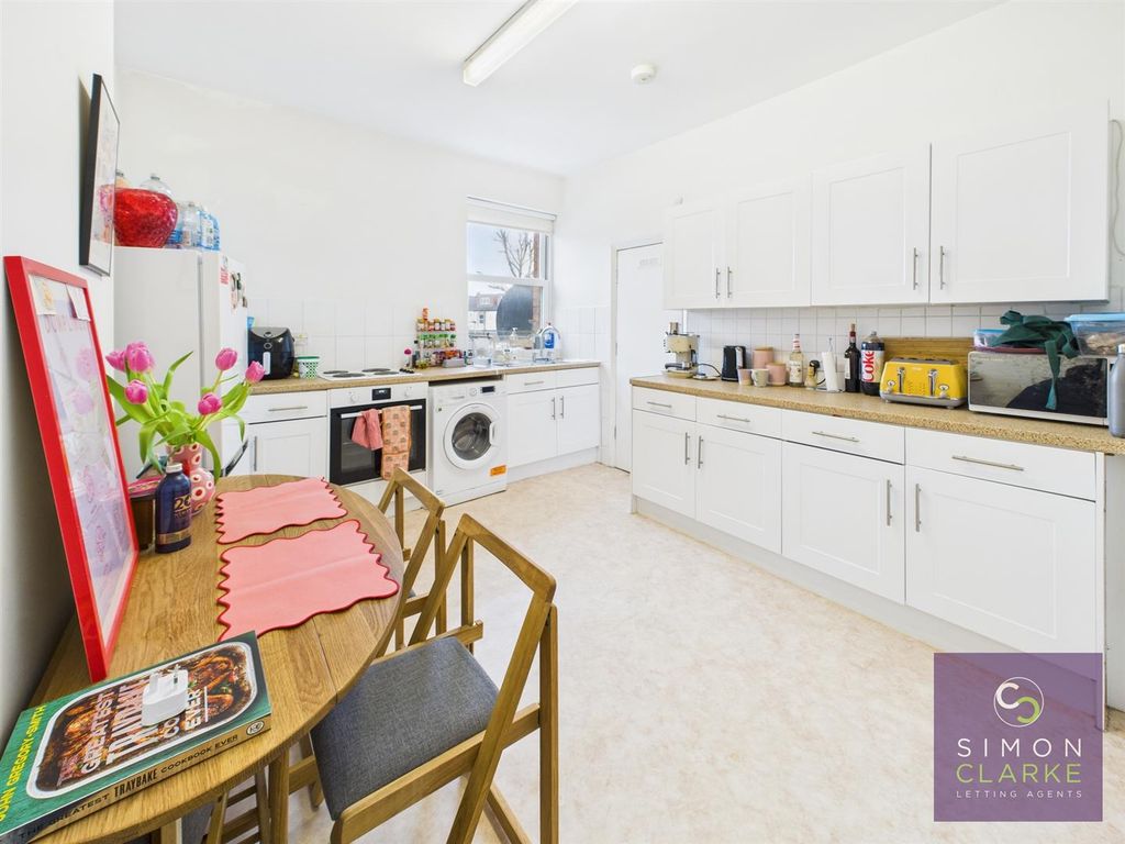 Property photo 3 of 5 Cam05425G0-Pr0094-Still008.Jpg