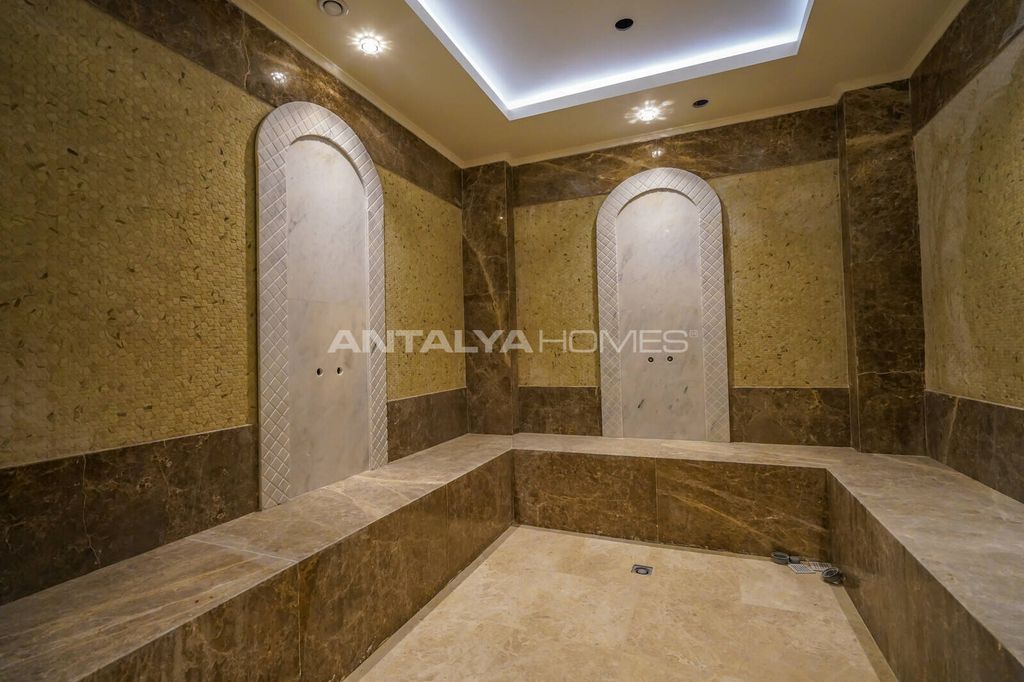 Property photo 2 of 37