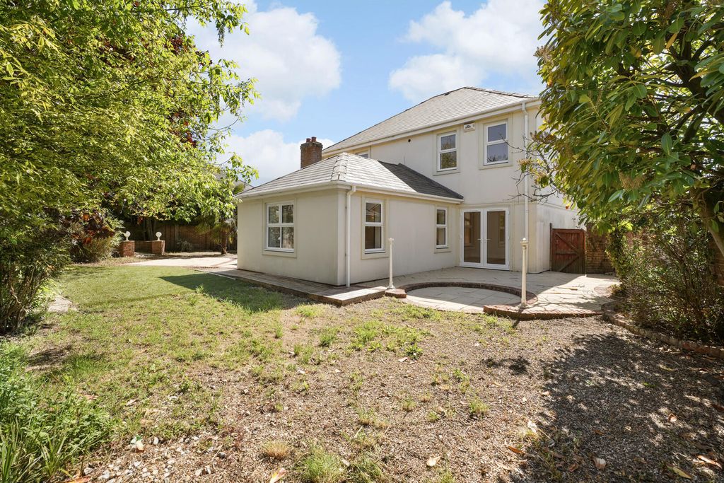 Property photo 2 of 36 Rear Garden