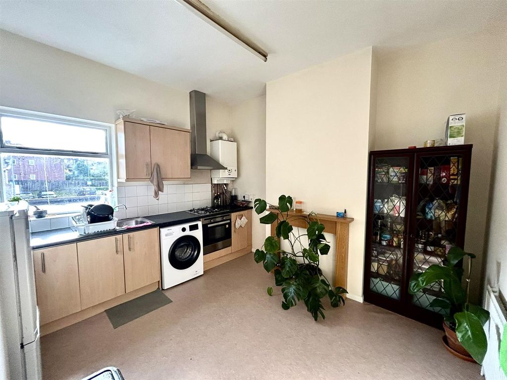 Property photo 3 of 7 d0Ccf519-5c79-4Ff4-B213-c6A56c46c460.Jpg
