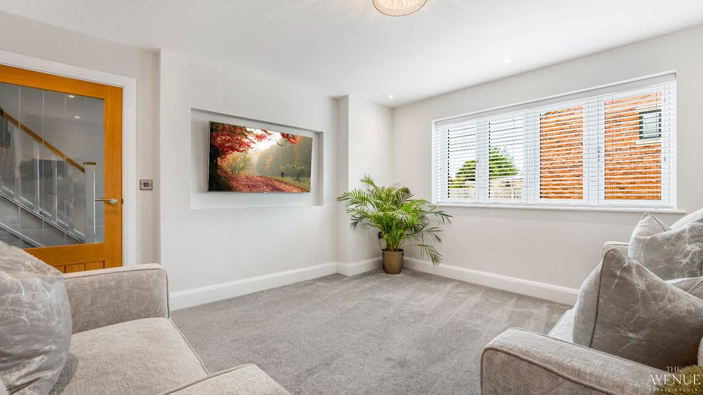 Property photo 3 of 26 5323504