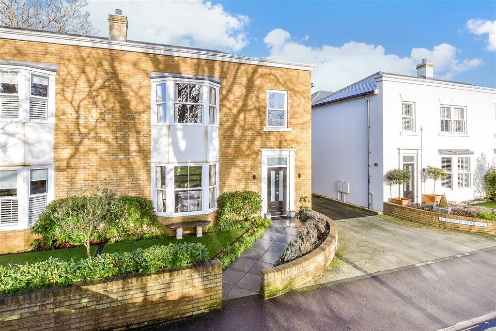 Property photo 2 of 15 External (Web)