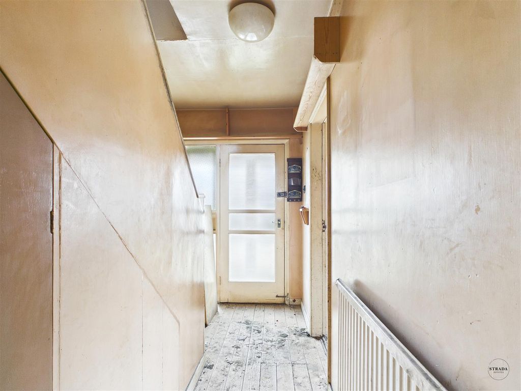 Property photo 3 of 11 932Aeb6F52d94Cf88767B395534d9E3A_100_Cam03252G0-Pr