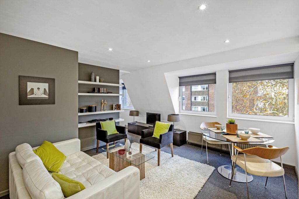 Property photo 1 of 7 Reception (Main)