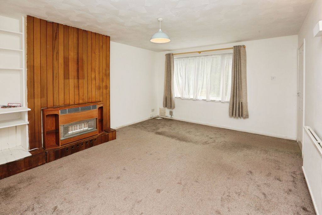 Property photo 2 of 15 Photo