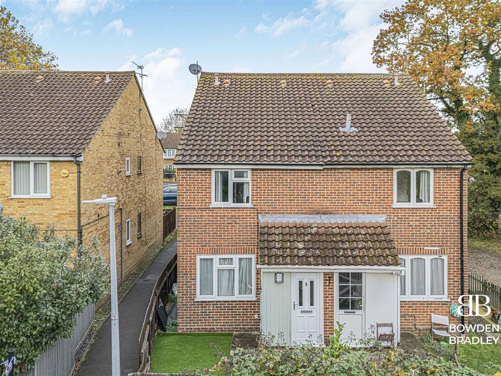 Property photo 1 of 13 Front