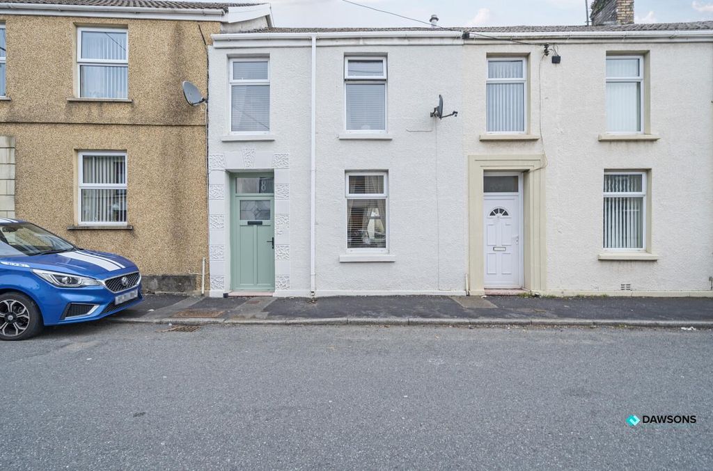 Property photo 1 of 27