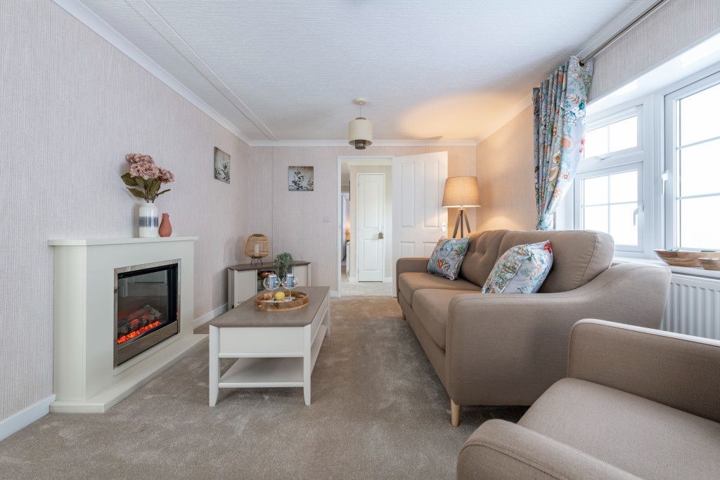 Property photo 1 of 35