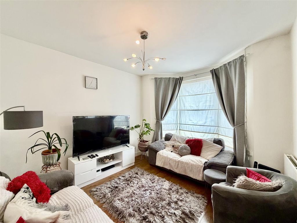 Property photo 2 of 14 Reception Room