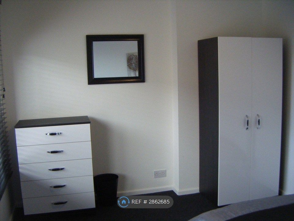 Property photo 3 of 3