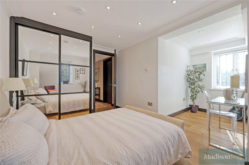 Additional image 35 of 3 bed flat for saleHigh Road, Chigwell, Essex IG7