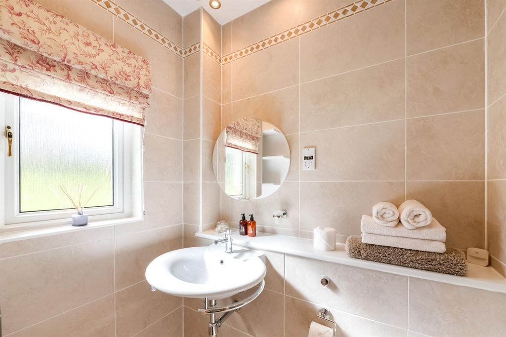 Additional image 33 of 4 bed detached bungalow for sale6 Dollarbeg Park, Dollar FK14