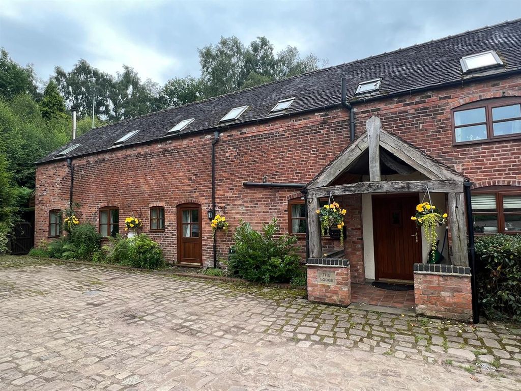 Property photo 1 of 30