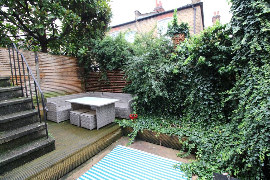 Property photo 3 of 7 Picture No. 08