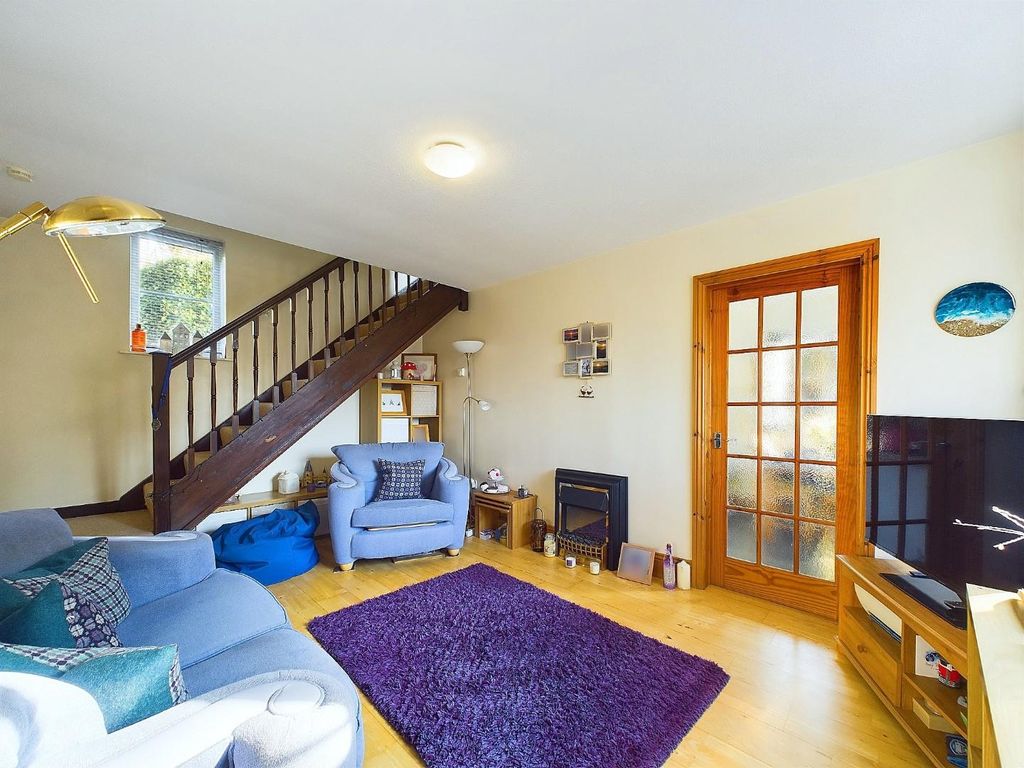 Property photo 3 of 18 Sitting Room