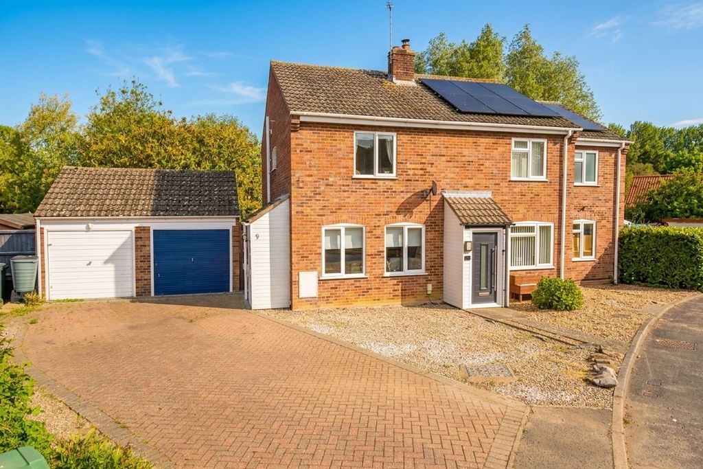 Property photo 1 of 16