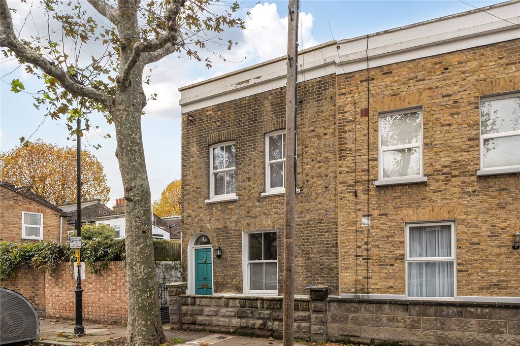 Property photo 2 of 19 Exterior