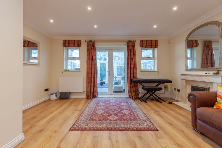 Property photo 3 of 16 271359
