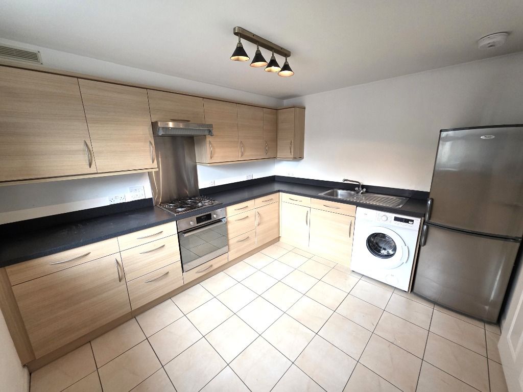 Property photo 3 of 10 Photo 3