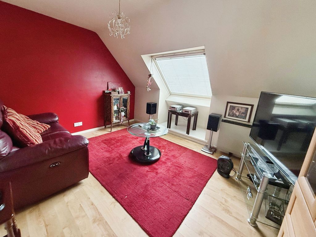 Property photo 2 of 5 Gallery