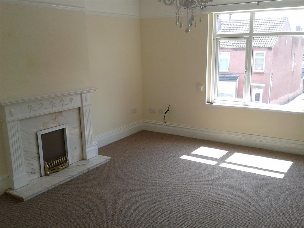 Property photo 2 of 4