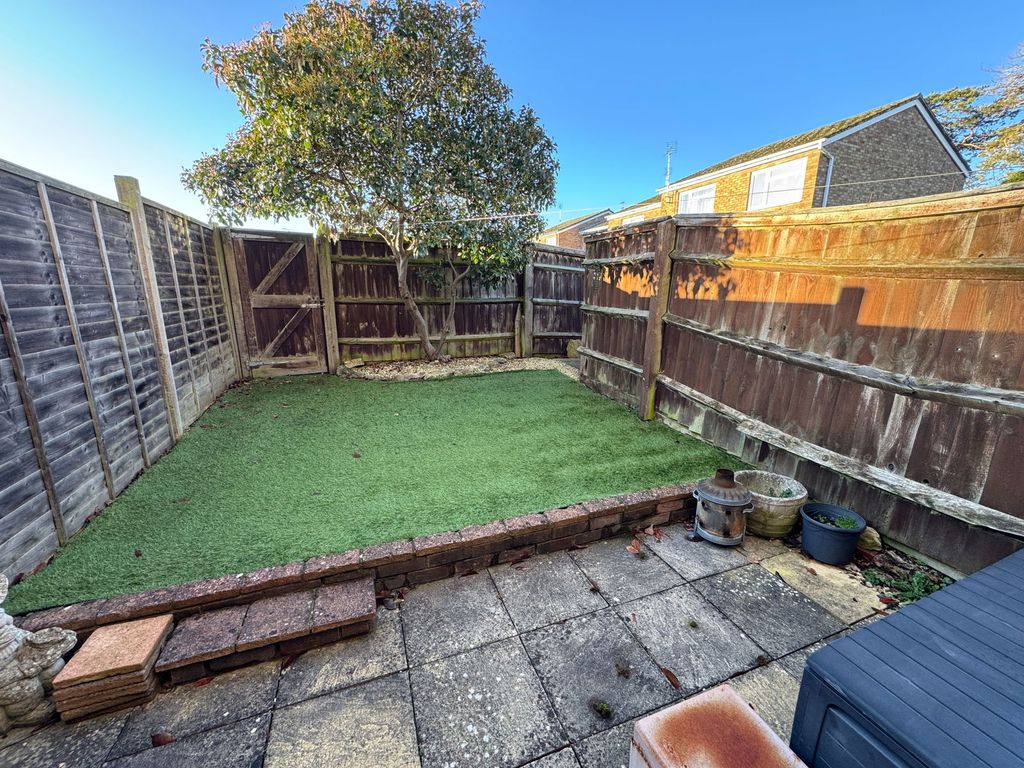 Property photo 3 of 6