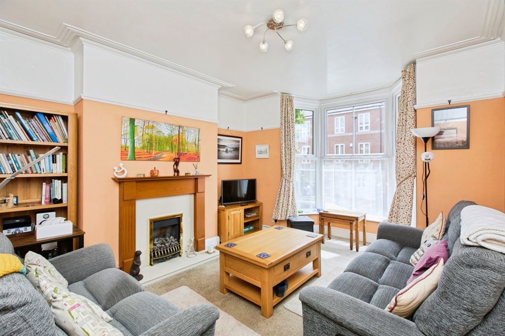 Property photo 3 of 15