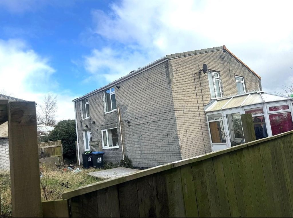 Property photo 1 of 7 External Side  Rear.Jpg