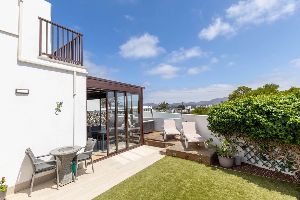 Property photo 1 of 33