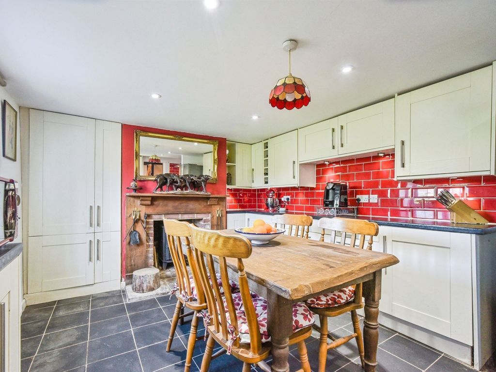 Property photo 2 of 17 07A06799069519F414A4021Cfe0Bcb3Ec0Cb4366