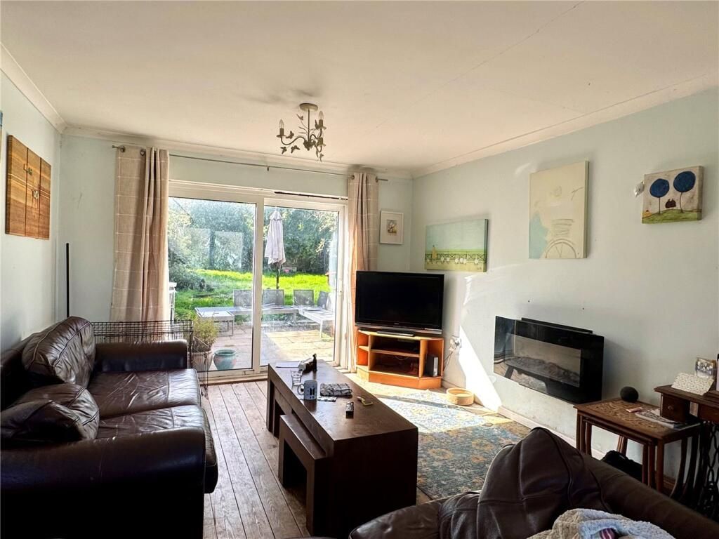 Property photo 3 of 8