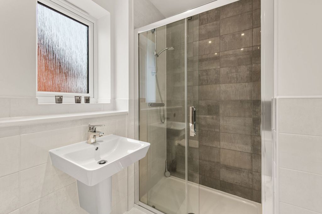 Additional image 15 of 5 bed detached house for saleValehouse Close, Hampton Water PE7