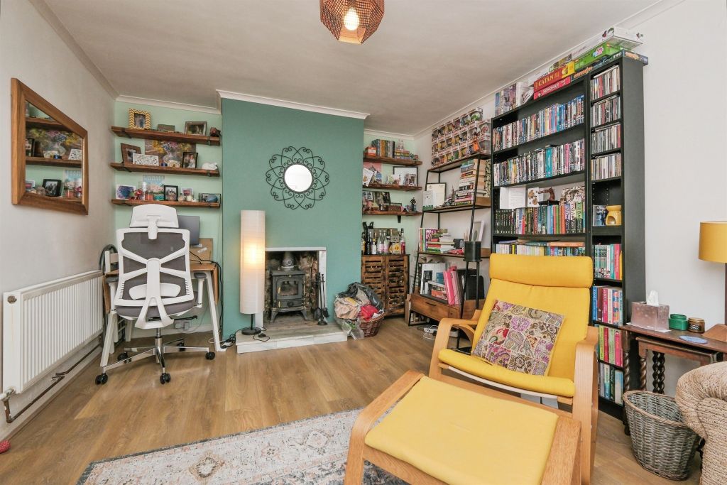 Property photo 2 of 14