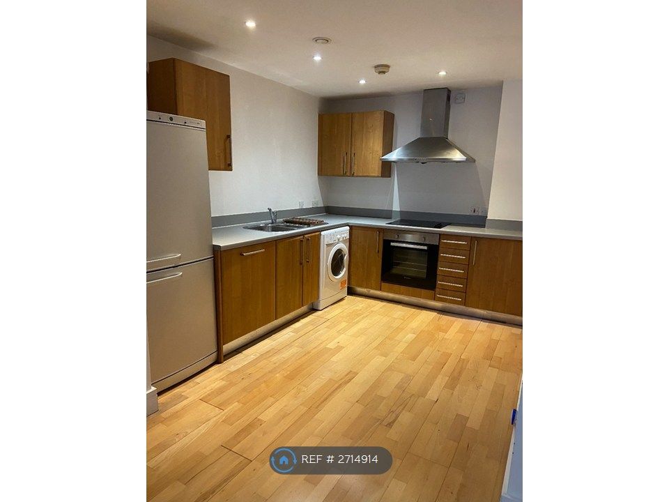 Property photo 3 of 6