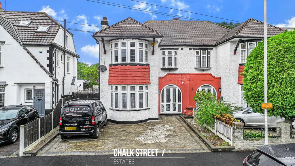 Property photo 1 of 39